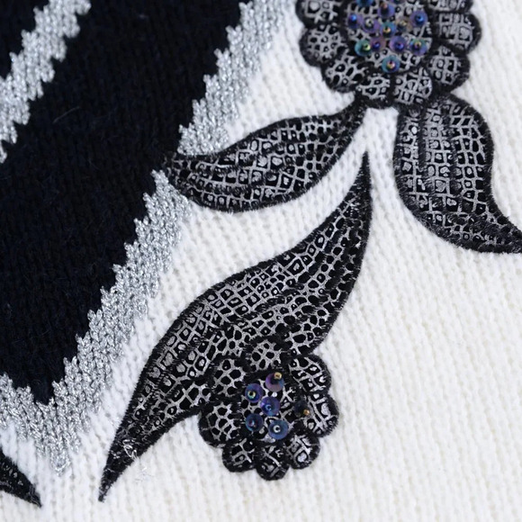 Vintage Impromptu White & Black Floral Knit Crewneck Sweater  Size 38 - Picture 10 of 14